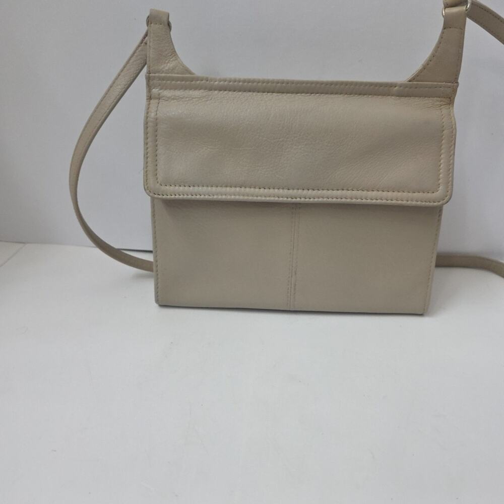 Fossil Tan Leather Crossbody Organizer Bag Neutral Minimalist Everyday Purse - Picture 3 of 13